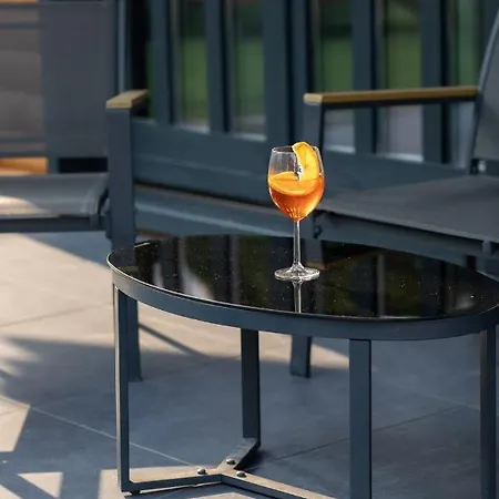 Apartamento Fueredikon***