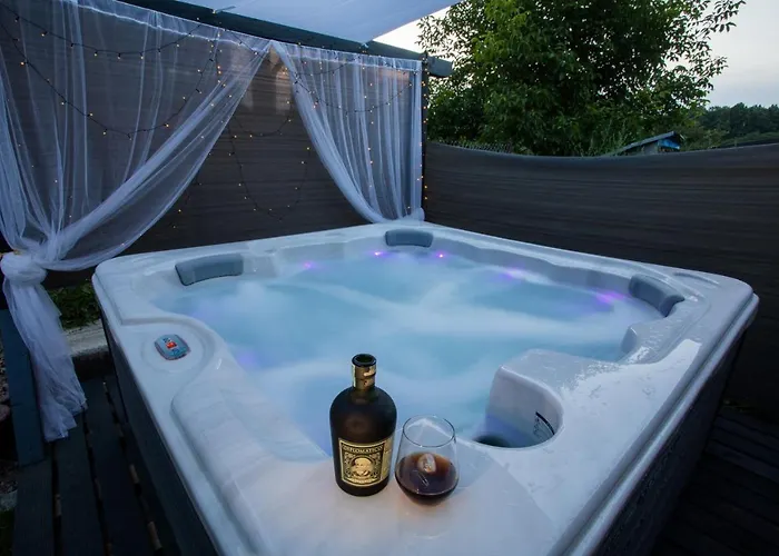 Fueredikon*** アパート